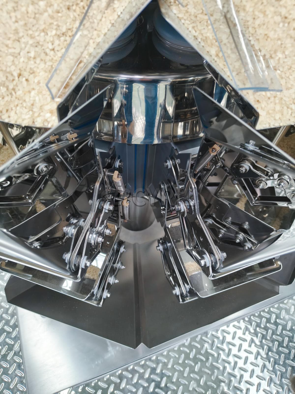 Ten-head lapel packaging machine + Z font lifting machine