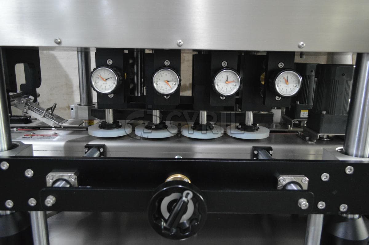 High speed continuous capping machine