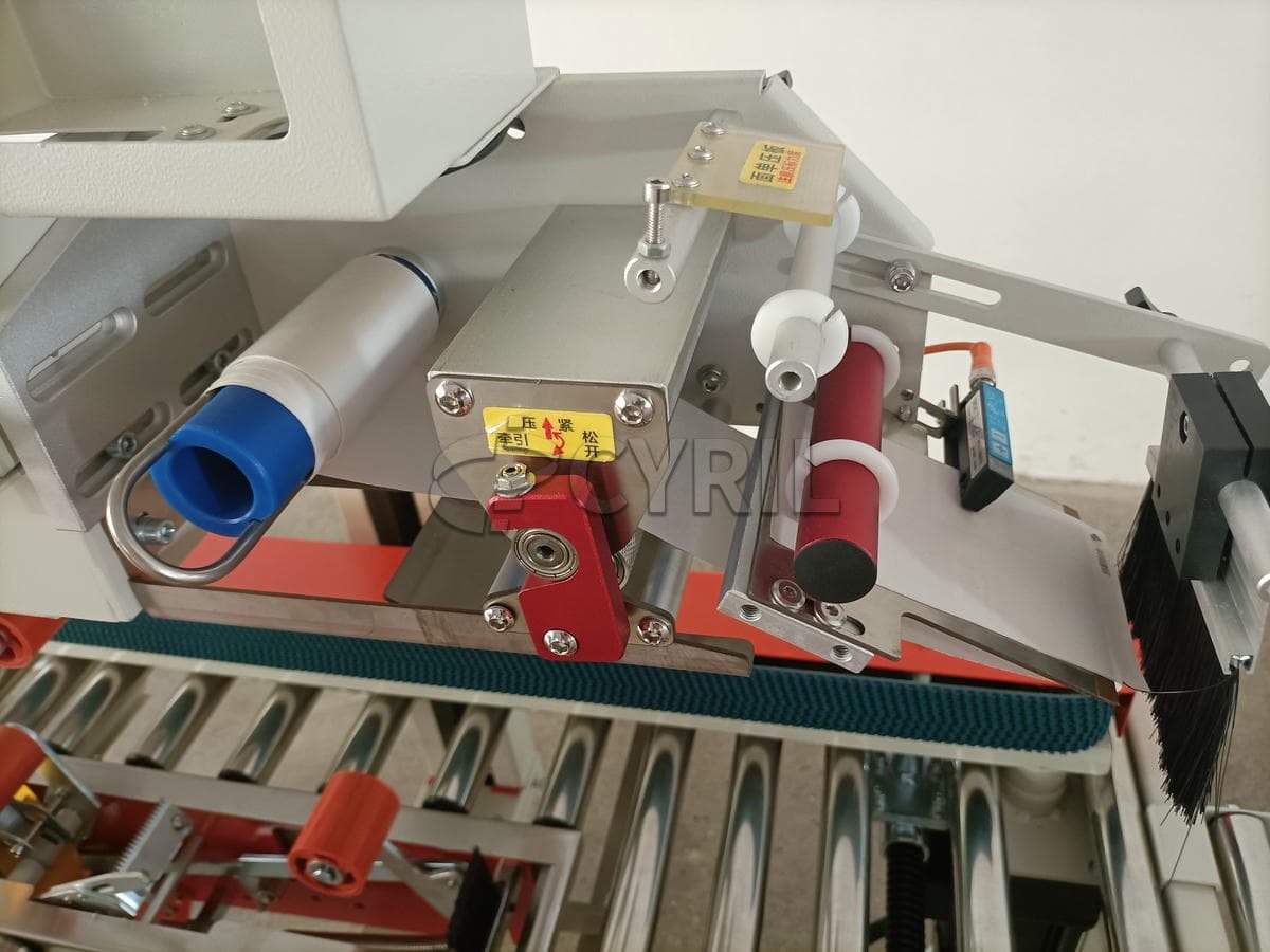 Sealing machine