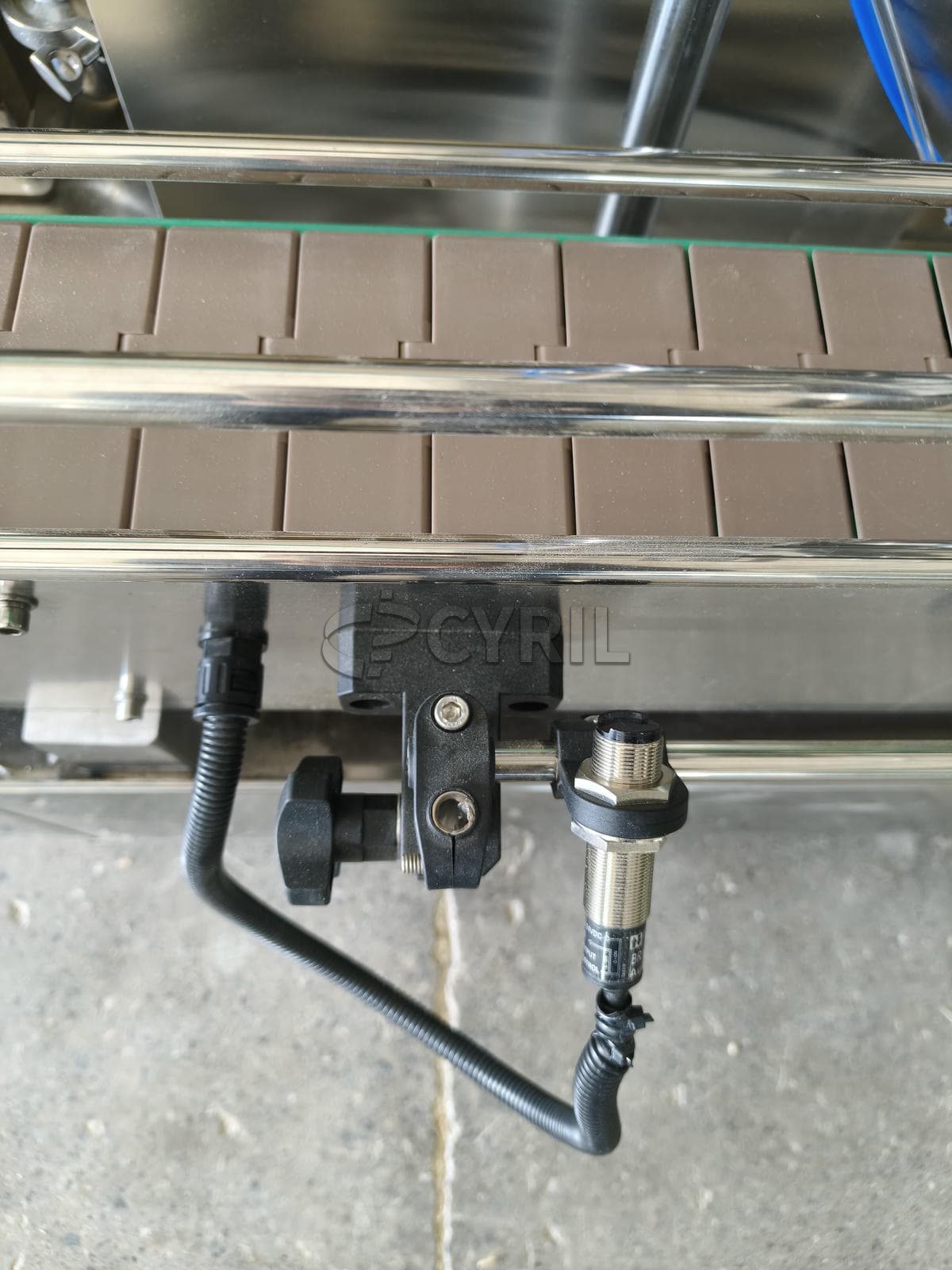 Fully automatic desktop single-head square bucket gear pump filling machine