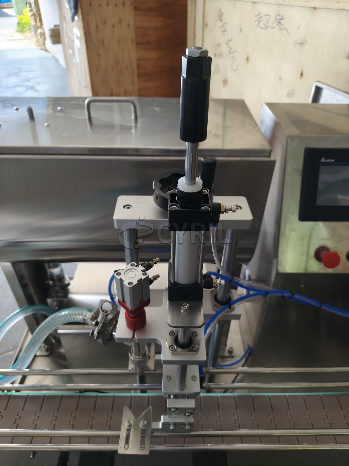 Fully automatic desktop single-head square bucket gear pump filling machine