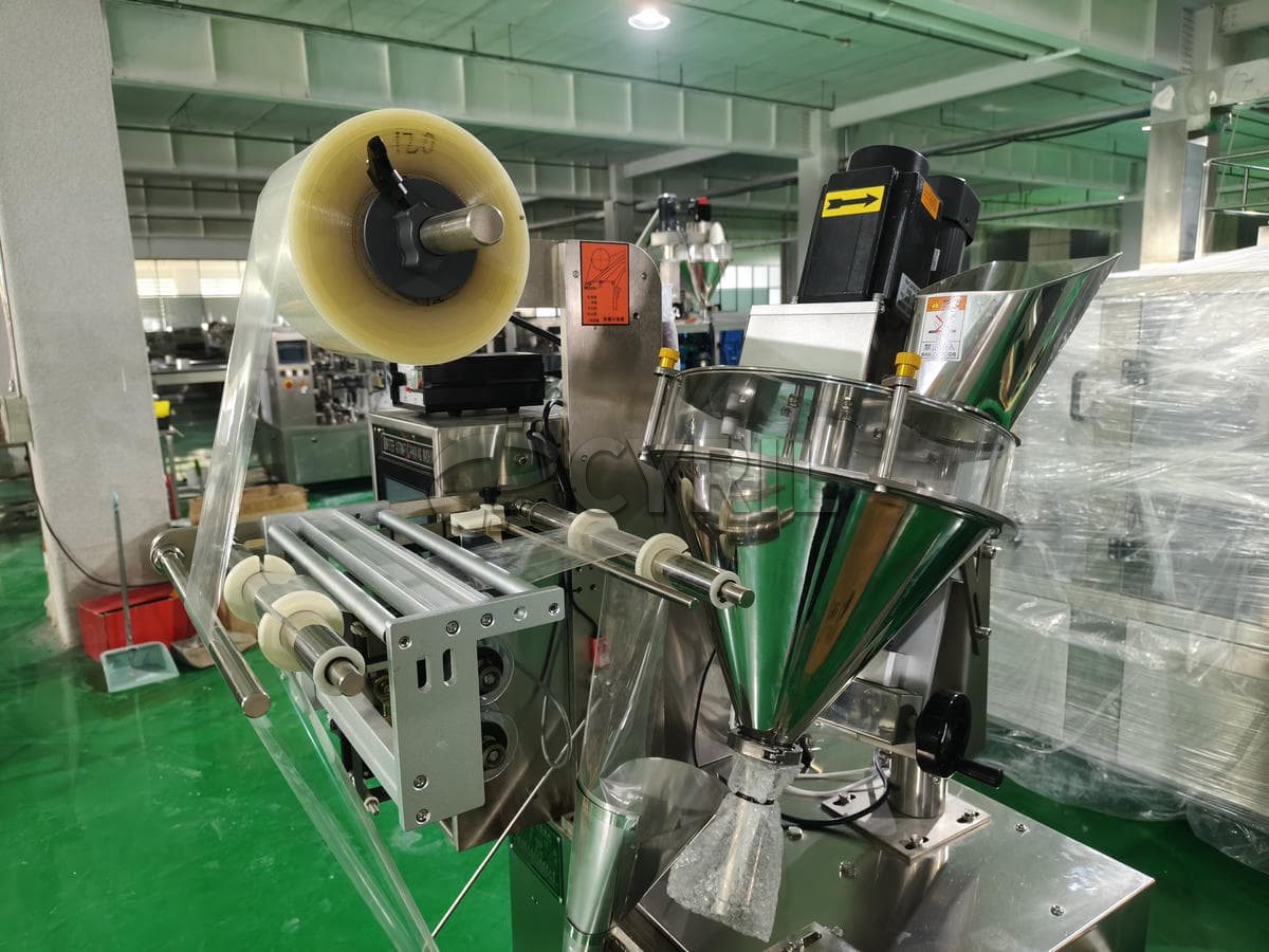 Incline push back seal transparent bag powder packaging machine