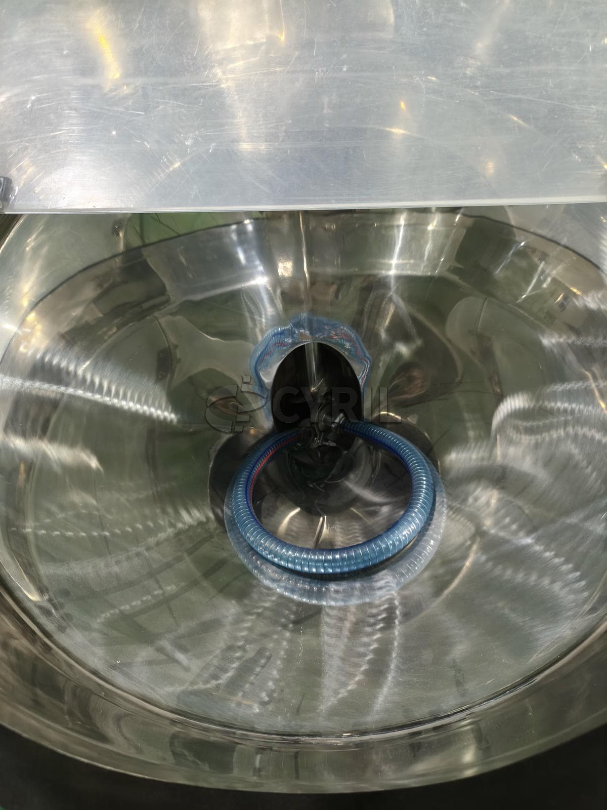Powder packaging machine + direct push + back seal + round bucket loading