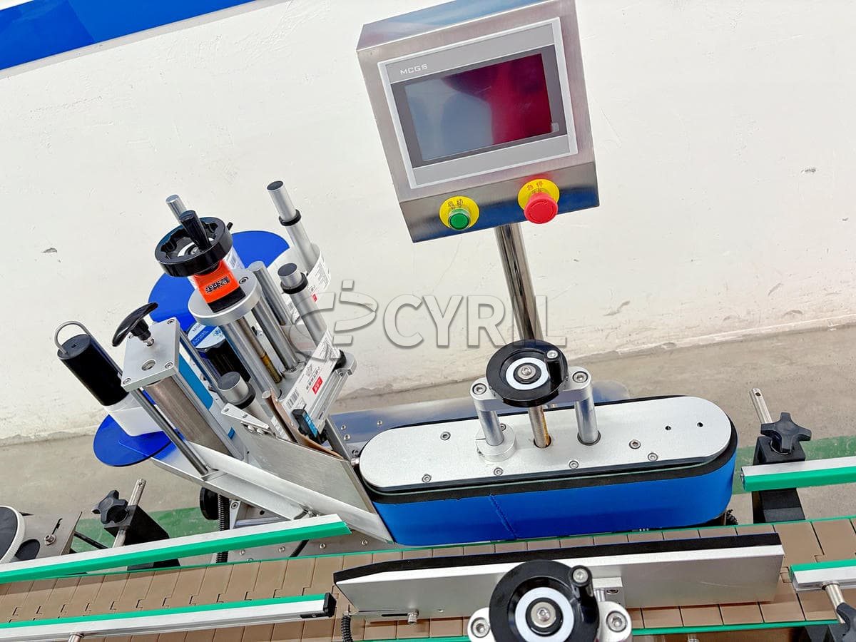 Round bottle rolling labeling machine