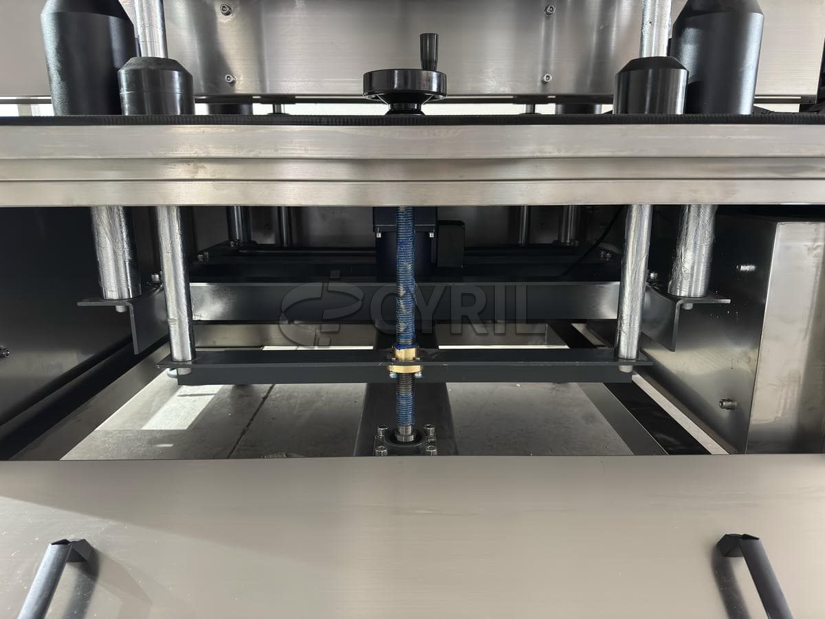 Eight-wheel high-speed capping machine