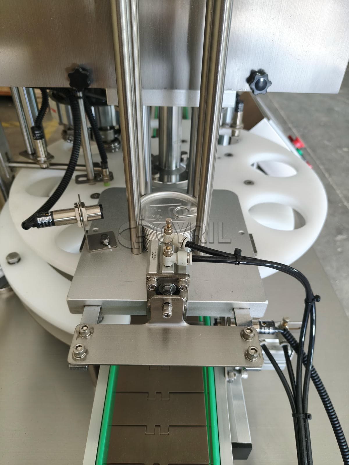 Fully automatic aluminum cap capping and sealing machine