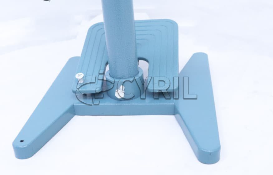 Vertical foot sealing machine