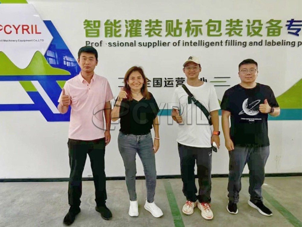 After inspecting the capping machine production line, the contract was signed! Customers are very satisfied with the production efficiency of the equipment