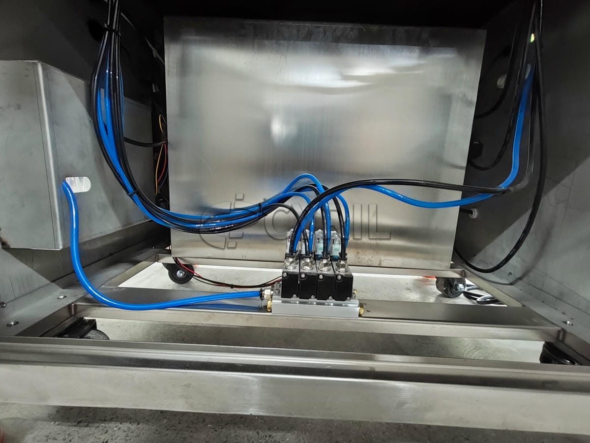 Six-head magnetic pump filling machine