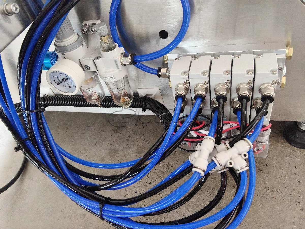 Desktop 4-Wheel Capping Machine + Delta System