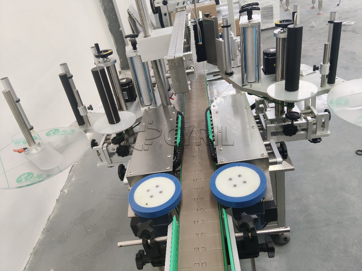 New Dual-Sided Labeling Machine for Round Bottles