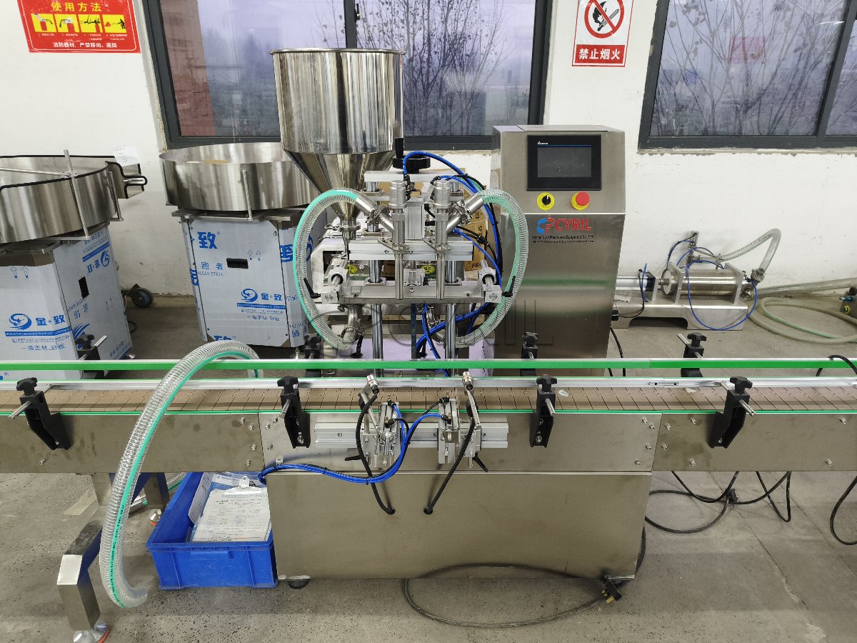 Desktop dual-head lobe pump filling machine + four-wheel alignment + double-sided labeling machine