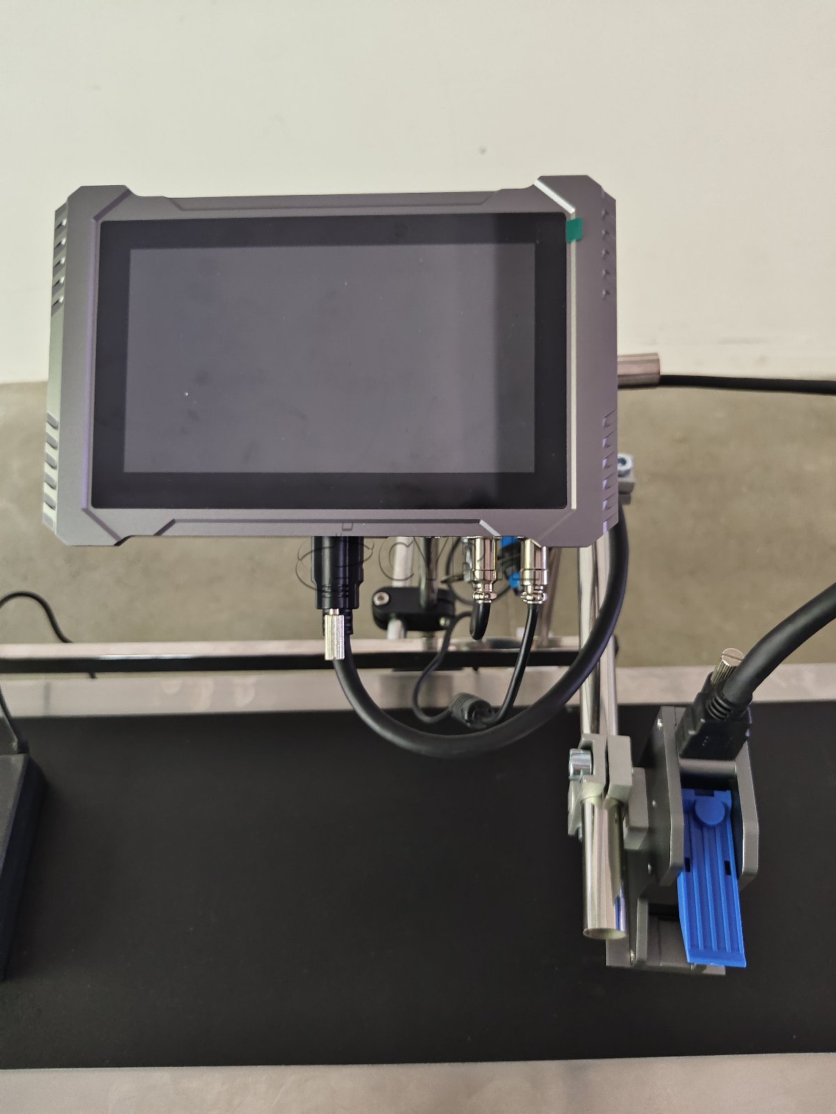 Inkjet Coder + Conveyor