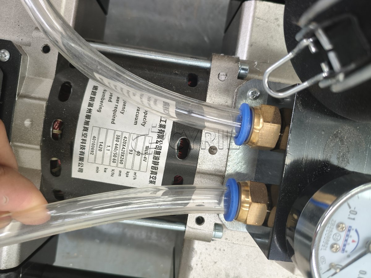 Capsule filling machine + powder feeding pump + dust collector + vacuum pump