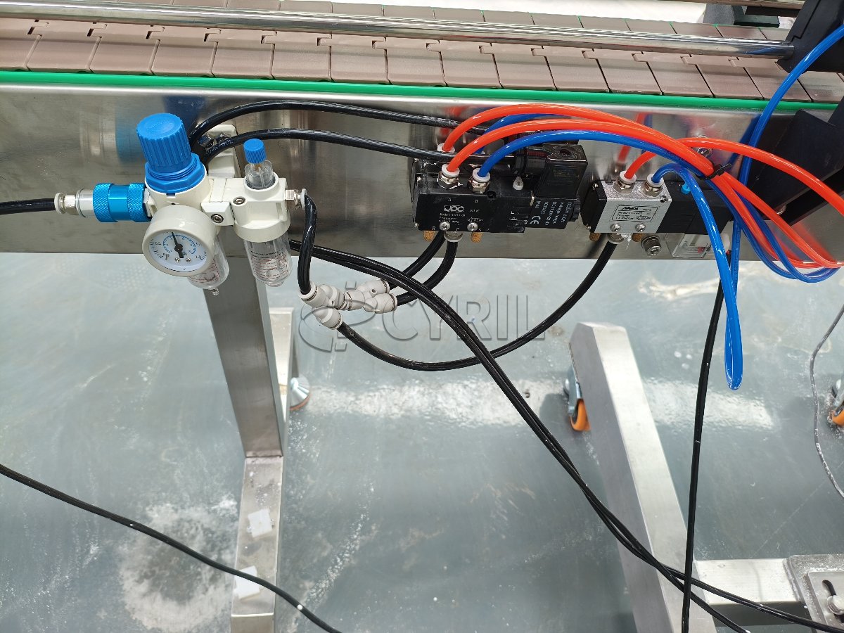 Semi-automatic powder filling machine