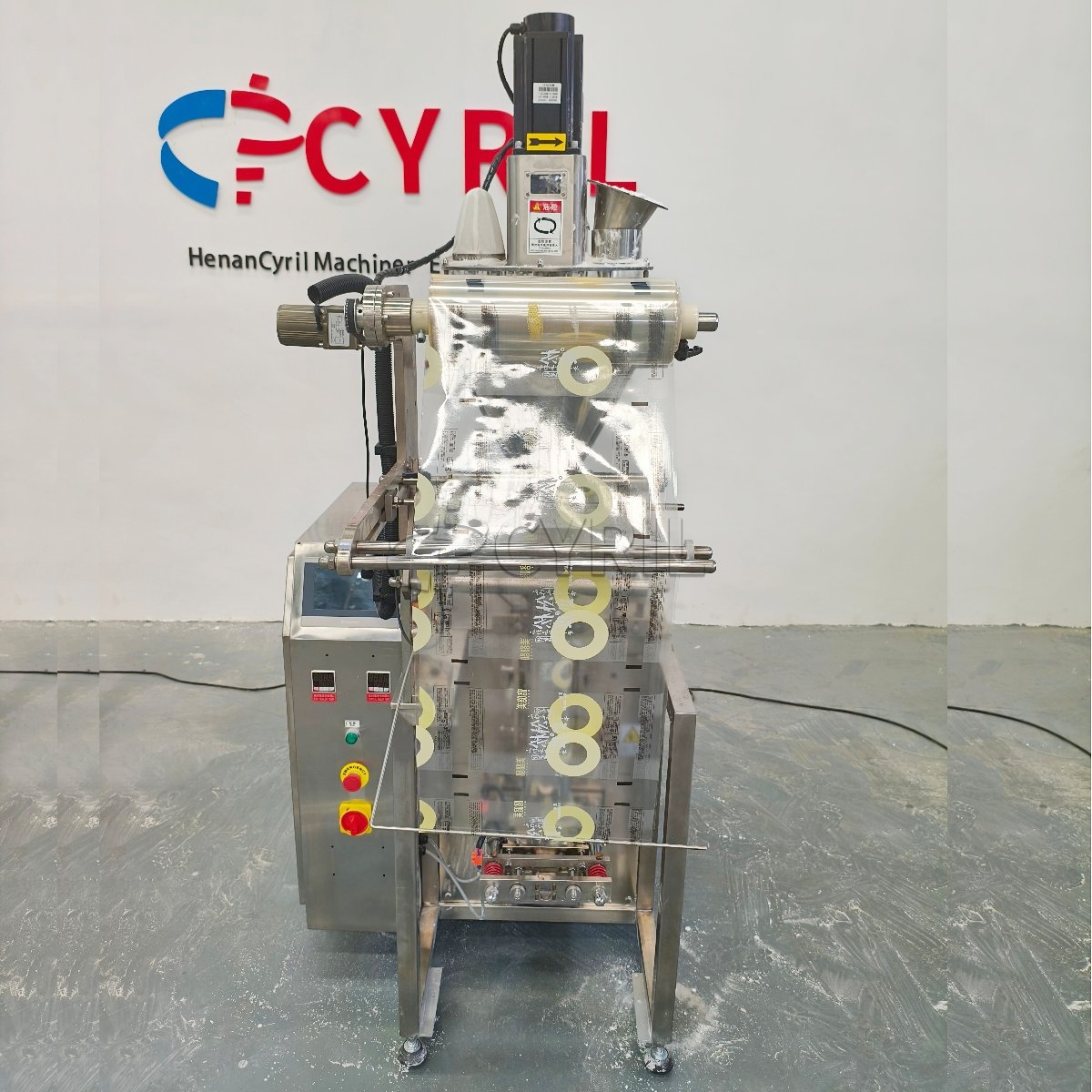 Powder packaging machine with straight-auger filling and back sealing.